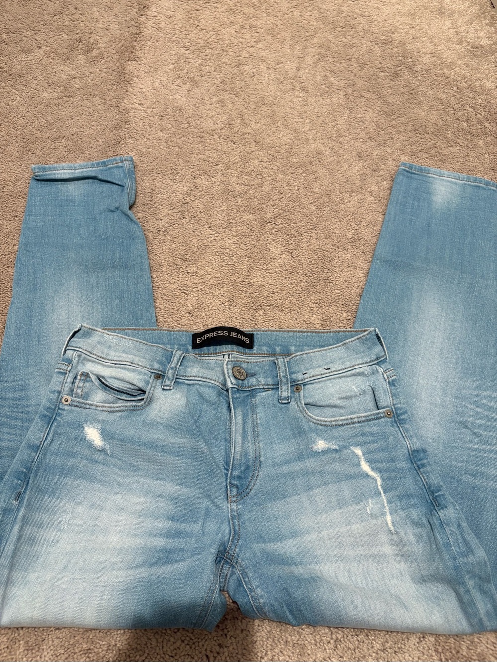 Express Women’s Light Blue Straight Leg Jeans